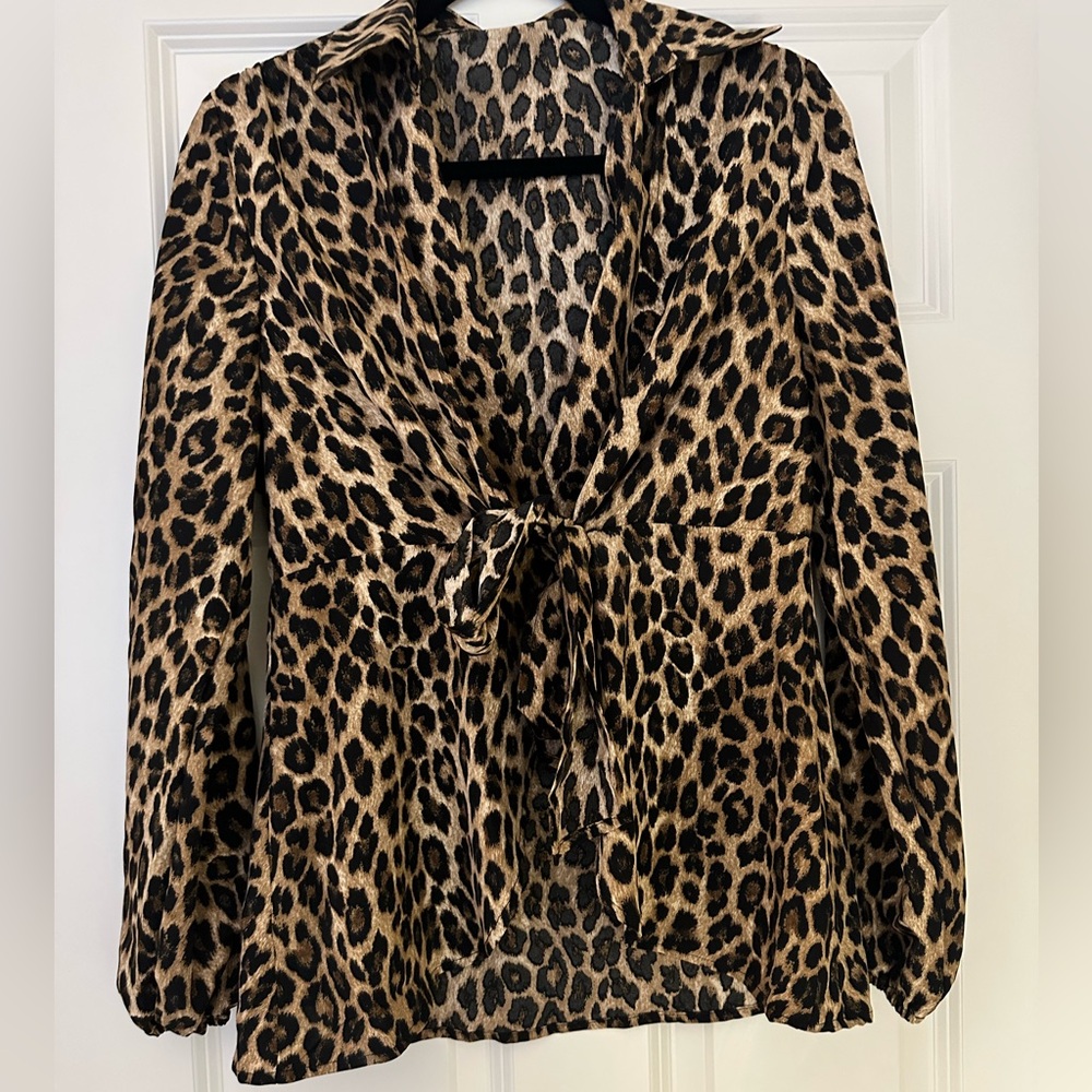 NWOT* SHEIN Leopard Print Casual Shirt With Tie & Long Sleeves - Size Large 8-10